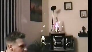 Pieprzenie w tyłek amatora hetero Buzza